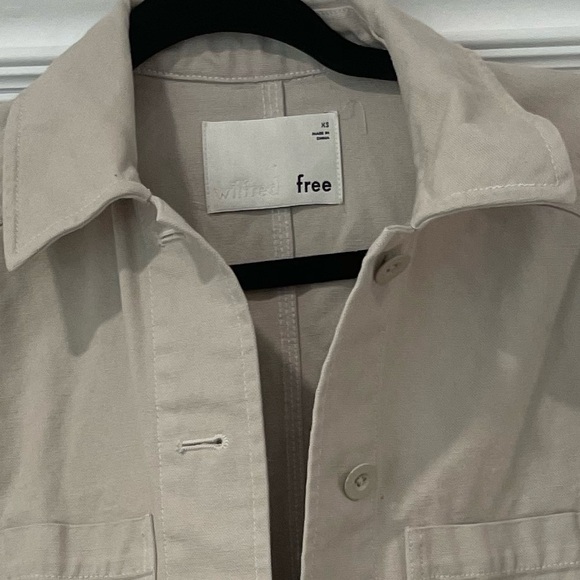 WIlfred Free Aritzia Sabrina Jacket - Cotton Cropped - Size XS - Beige - EUC - Picture 3 of 6